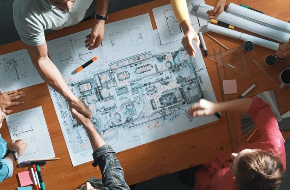 AEC teams exploring the difference between digital printing for posters and large format projects with different printouts AEC teams exploring the difference between digital printing for posters and large format projects with different printouts